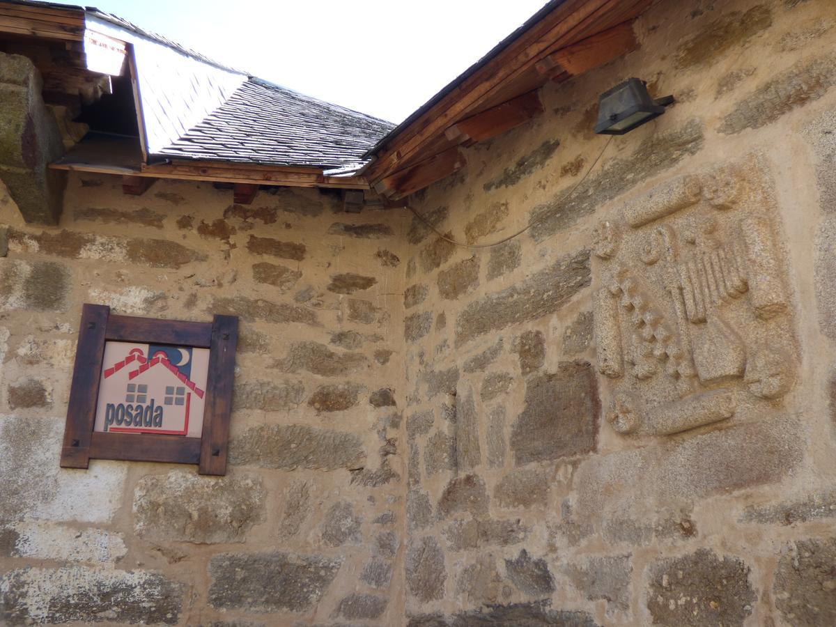 La Posada De Pedrazales Bagian luar foto